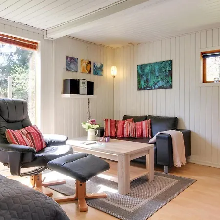 Apartment Kolja - 3km From The Sea In Western Jutland By Interhome